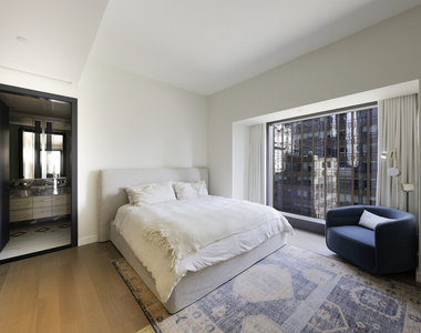 125  Greenwich St - Photo Thumbnail 5