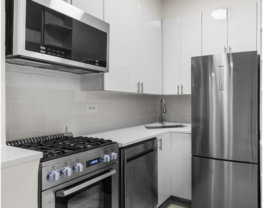 340 W 87th St - Photo Thumbnail 7