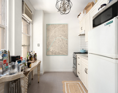 4 Lexington Ave - Photo Thumbnail 2