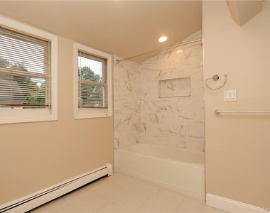 7 Meadow Street - Photo Thumbnail 14
