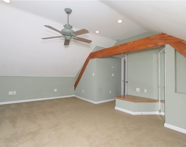 7 Meadow Street - Photo Thumbnail 11