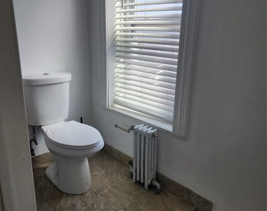 11 Coonley Court - Photo Thumbnail 13