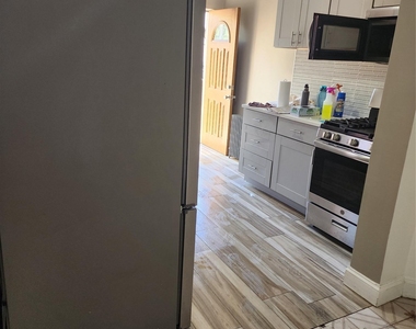 11 Coonley Court - Photo Thumbnail 24