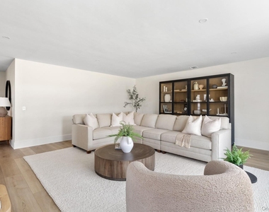20 Hollywood Place - Photo Thumbnail 6