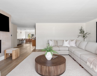 20 Hollywood Place - Photo Thumbnail 7