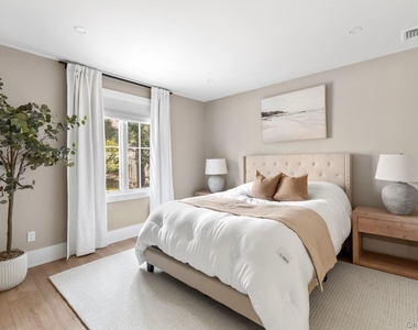 20 Hollywood Place - Photo Thumbnail 17