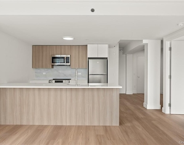 1 Lyon Place - Photo Thumbnail 7