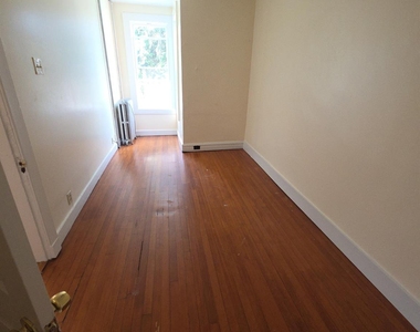 6 6 Eastman Terrace - Photo Thumbnail 1
