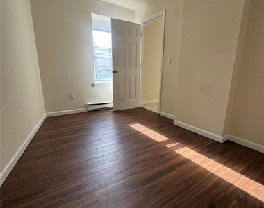 155 Main Street - Photo Thumbnail 8