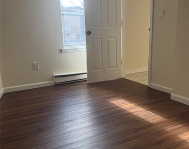 155 Main Street - Photo Thumbnail 9