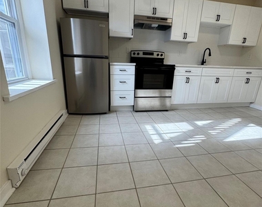 155 Main Street - Photo Thumbnail 1