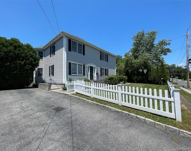 46 Maple Avenue - Photo Thumbnail 14