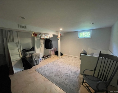 46 Maple Avenue - Photo Thumbnail 11