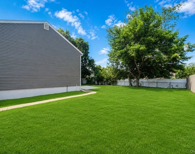 610 Americus Avenue - Photo Thumbnail 36