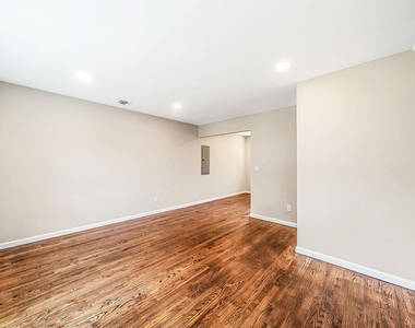 610 Americus Avenue - Photo Thumbnail 5