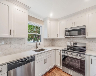 610 Americus Avenue - Photo Thumbnail 11