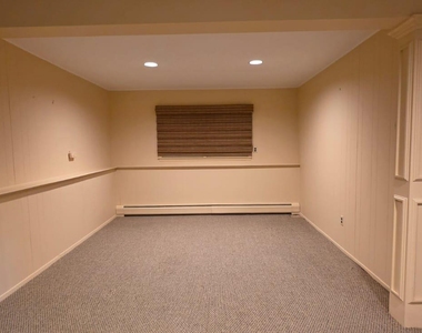 12 Palisades Court - Photo Thumbnail 12