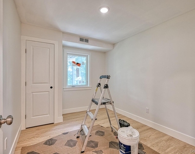 306 Clinton Avenue - Photo Thumbnail 4