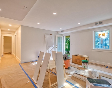 306 Clinton Avenue - Photo Thumbnail 2