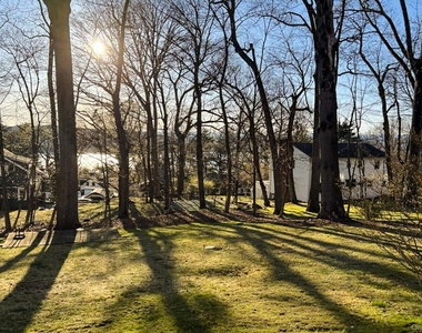 306 Clinton Avenue - Photo Thumbnail 13