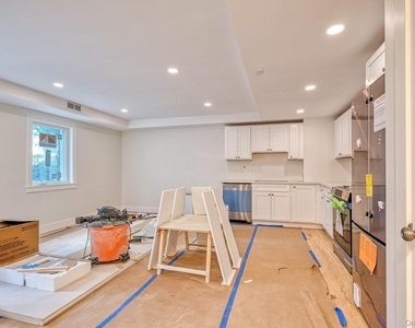 306 Clinton Avenue - Photo Thumbnail 7
