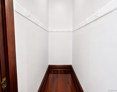 205 E Prospect Avenue - Photo Thumbnail 20