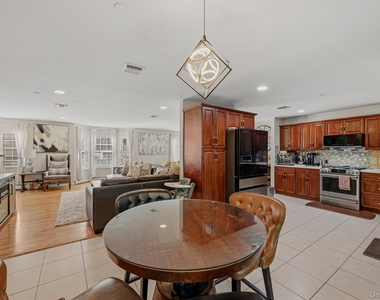 42 Leonard Street - Photo Thumbnail 11