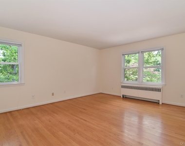 74 Briary Road - Photo Thumbnail 12