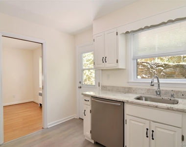 74 Briary Road - Photo Thumbnail 8