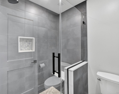 23 Hudson Avenue - Photo Thumbnail 11