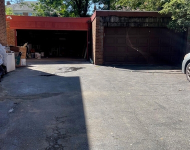 14 Linden Street - Photo Thumbnail 7