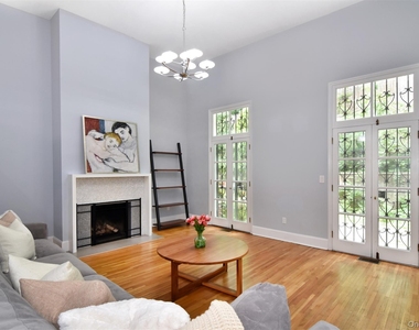 152 Broadway - Photo Thumbnail 5