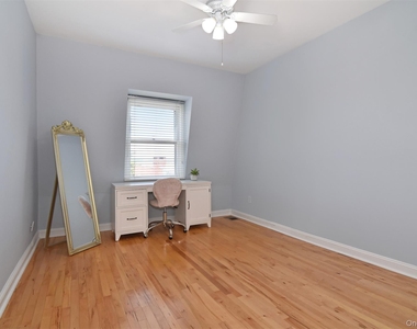 152 Broadway - Photo Thumbnail 21