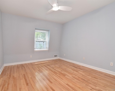 152 Broadway - Photo Thumbnail 17