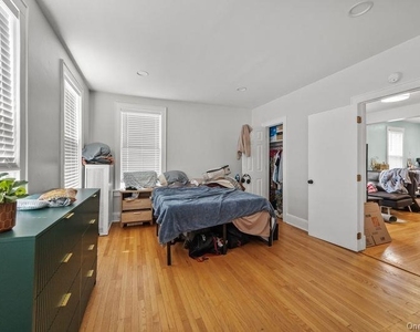 29 Dale Avenue - Photo Thumbnail 7
