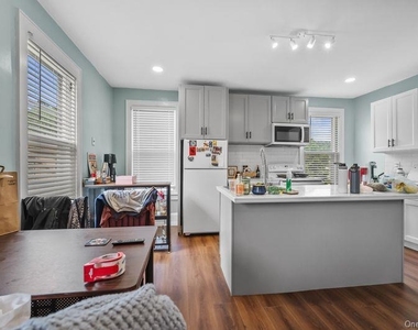 29 Dale Avenue - Photo Thumbnail 2
