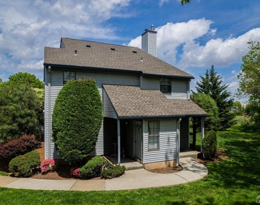 1612 Woodbridge Commons Way - Photo Thumbnail 12