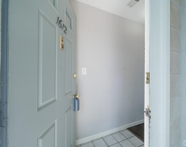1612 Woodbridge Commons Way - Photo Thumbnail 1