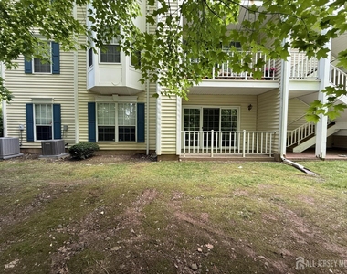 95 Sapphire Lane - Photo Thumbnail 23