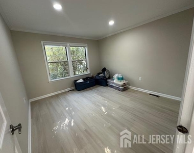 1 John Adams Court - Photo Thumbnail 6