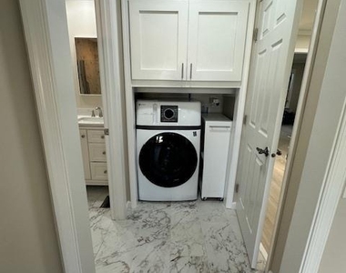 1 John Adams Court - Photo Thumbnail 11