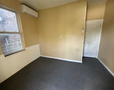 784 Garden Street - Photo Thumbnail 5
