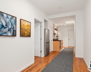 177 Thompson Street - Photo Thumbnail 2