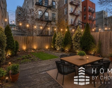 841 Dekalb Avenue - Photo Thumbnail 1