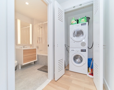 264 Webster Avenue - Photo Thumbnail 5