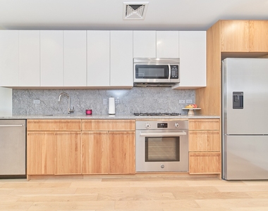 264 Webster Avenue - Photo Thumbnail 1