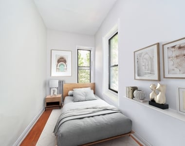 331 W 43rd Street - Photo Thumbnail 4