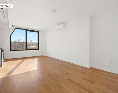 54 Noll Street - Photo Thumbnail 3