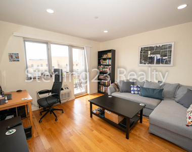 23-15 Astoria Boulevard - Photo Thumbnail 3