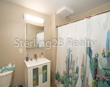 23-15 Astoria Boulevard - Photo Thumbnail 12